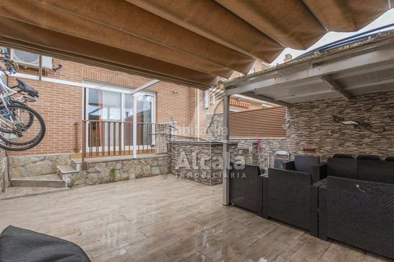 Foto 4bb5b83e-3412-45a1-8dca-2b81685270f7. Casa adossada amb calefacció aparcament a Valdeavero