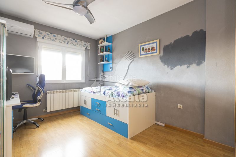 Foto 57f0cc02-eddd-4745-92b9-927ea06f0b18. Casa adossada amb calefacció aparcament a Valdeavero