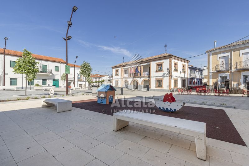 Foto 5ef84b0c-1abd-4f1b-9534-9ed031d16ea8. Casa adossada amb calefacció aparcament a Valdeavero