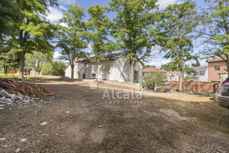 Foto a0e567b2-c73e-4a54-b882-f9d5630319c5. Finca rústica a Santorcaz