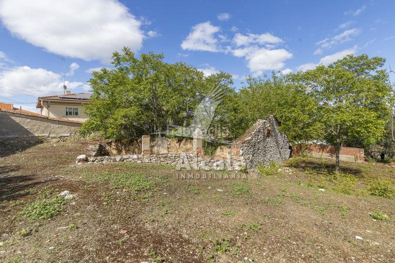 Foto d3dab5eb-3bc2-427c-a9e2-4254dd475403. Finca rústica a Santorcaz