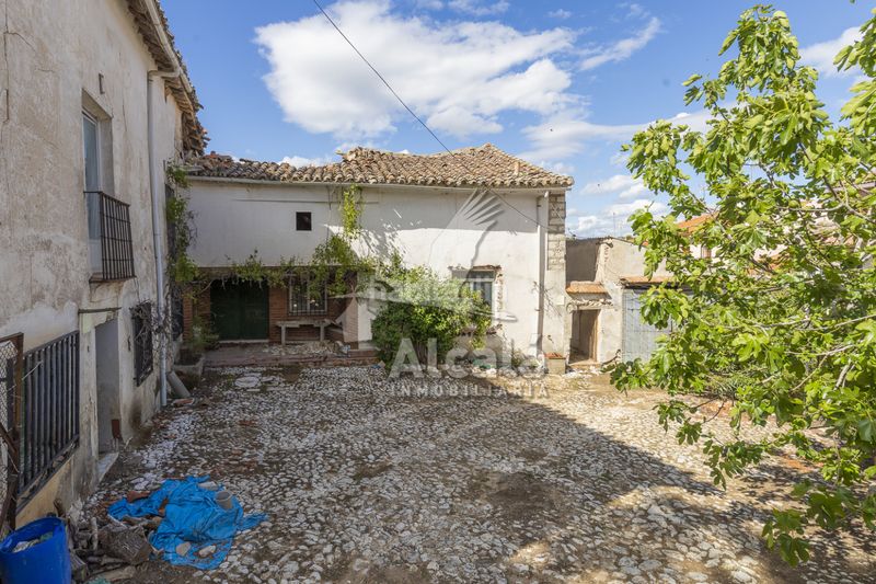 Foto f55f4cb5-d1d9-43f8-8657-4dcf02fe1961. Finca rústica a Santorcaz