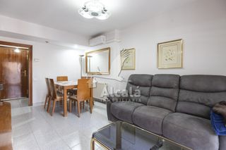 Pis a Reyes Católicos. Excelente piso de 3 habitaciones en zona centrica de alcala de h
