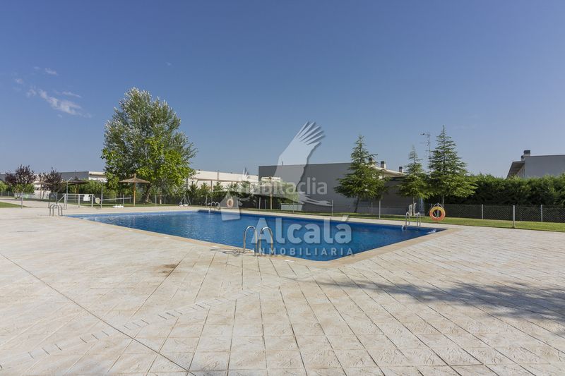Foto 0bea6ac8-3318-4ffa-b051-07dd1ed97517. Pis amb calefacció piscina a Loeches