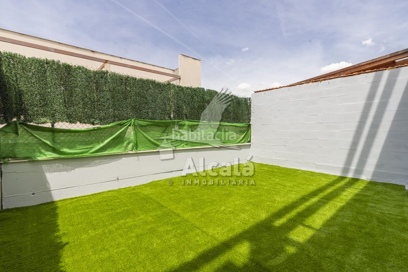 Foto 45789c48-dd0b-4825-a770-ab656fef78a0. Pis amb calefacció piscina a Loeches