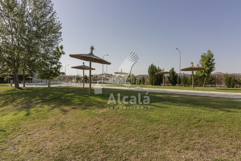 Foto 633b5280-e065-408d-9ef5-e4439937d8ea. Pis amb calefacció piscina a Loeches