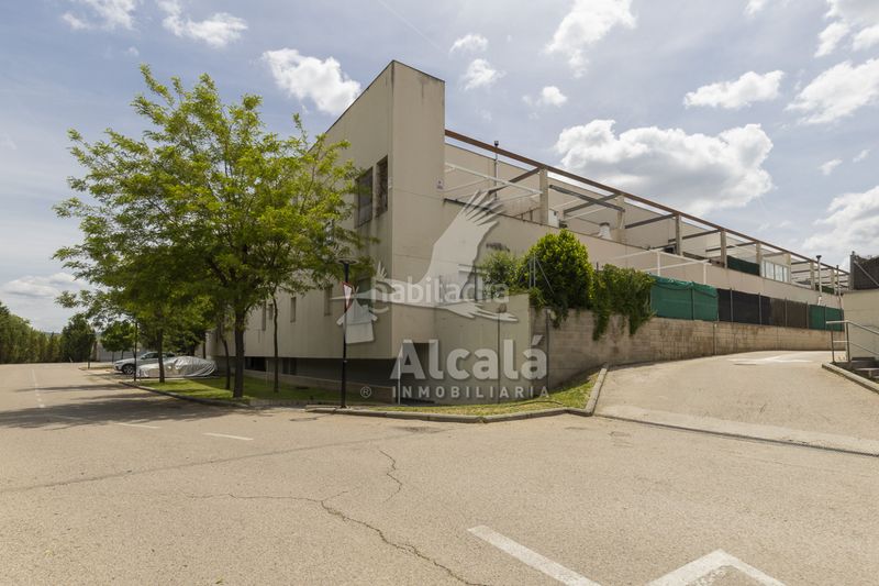 Foto 64e7f2e1-704b-4bd8-bdba-0117801196fc. Pis amb calefacció piscina a Loeches