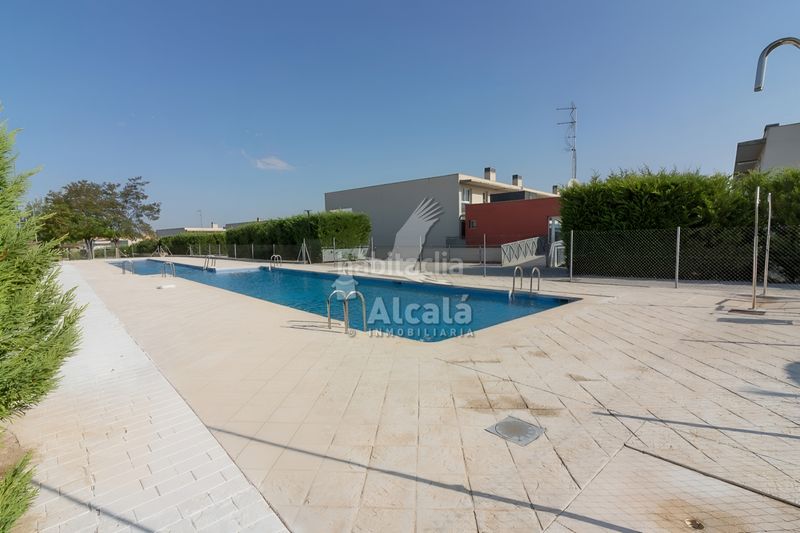 Foto cfb9d3d0-5011-423e-a26c-c02200fa2746. Pis amb calefacció piscina a Loeches