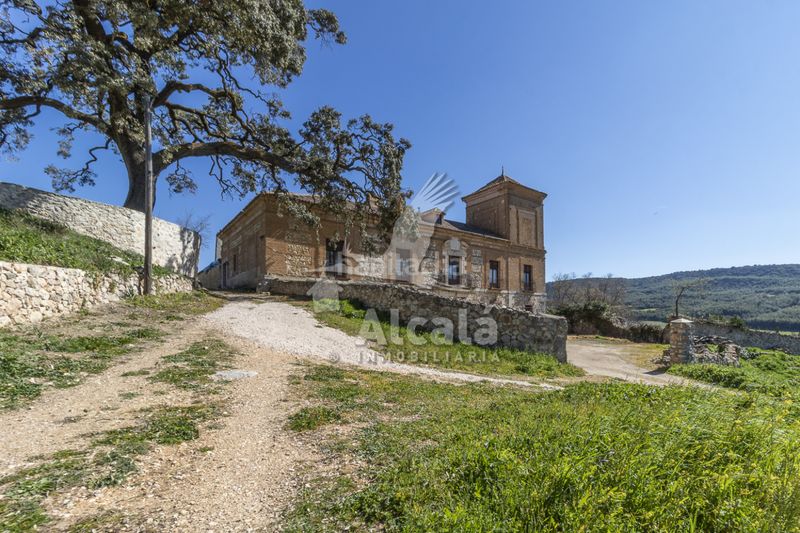 Foto ff5760f4-f939-4efa-ae71-d1380ba6dd90. Finca rústica a Ambite