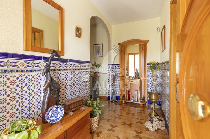 Foto a1fcc003-7882-4717-94a2-bbed84b367a3. Casa amb calefacció aparcament a Loeches