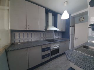 Location Appartement à Reyes Católicos. Alcalá inmobiliaria de ofrece una vivienda de alquiler en alcalá