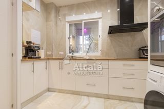 Flat in Bulevar-Plaza Castilla. Alcalá inmobiliaria presenta una excelente oportunidad de adquir