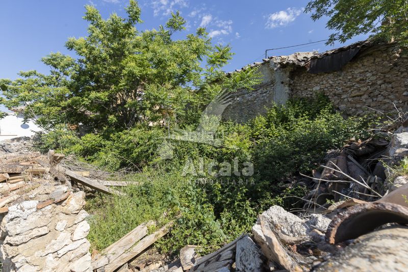 Foto 7a7e6639-bc48-4972-b3cd-750997fb6123. Finca rústica a Hueva