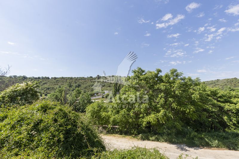 Foto 581765fe-c274-4976-8840-429f8c31c140. Finca rústica a Hueva