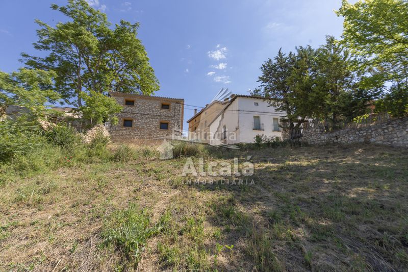 Foto b00f8280-41fa-4738-b61f-8378b49f46e9. Finca rústica a Hueva