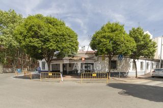 Casa adossada a Casco Histórico. Casa para reformar en el casco histórico de alcalá