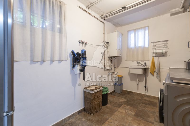 Foto b5649863-6bba-4c21-b73a-1d9f0f1ed4de. Casa amb calefacció aparcament a Chorrillo Alcalá de Henares