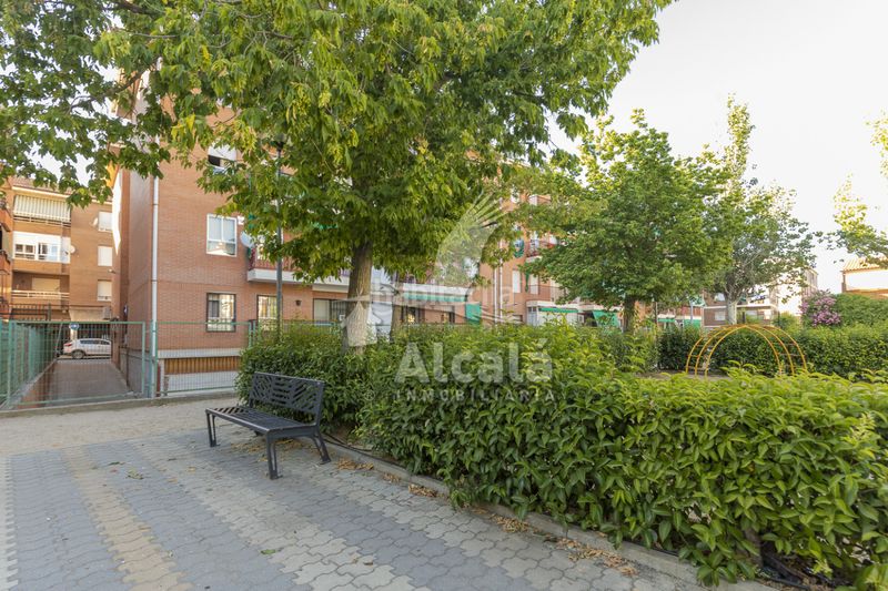 Foto d072049d-a0be-4f4c-aa7b-f7e99214db32. Pis amb calefacció a Puerta de Murcia-Colegios Ocaña