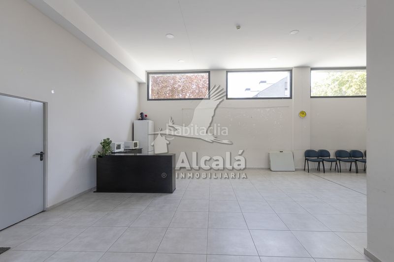 Foto b6e360c4-974f-42f8-9bbc-9a53c3fd1e04. Àtic amb calefacció aparcament piscina a Urbanizaciones Rivas - Vaciamadrid