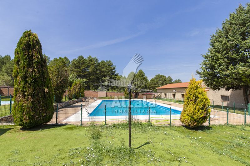 Foto cfb31686-3deb-4d97-8c14-3db3c99638a1. Finca rústica a Trillo