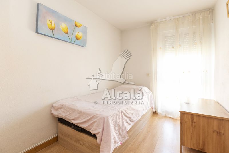Foto c2edfa2c-d2c5-4cd0-b948-e85e88077fa4. Pis amb calefacció aparcament a Palomeras Sureste Madrid