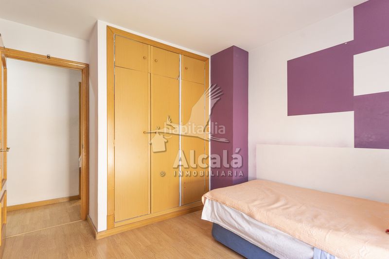 Foto da64e13b-c1d9-438a-8333-a93c3acb8c87. Pis amb calefacció aparcament a Palomeras Sureste Madrid