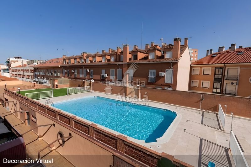 Foto a0c352f0-ec63-42d3-96be-8bd15740f6b4. Pis amb calefacció piscina a Veredillas Torrejón de Ardoz