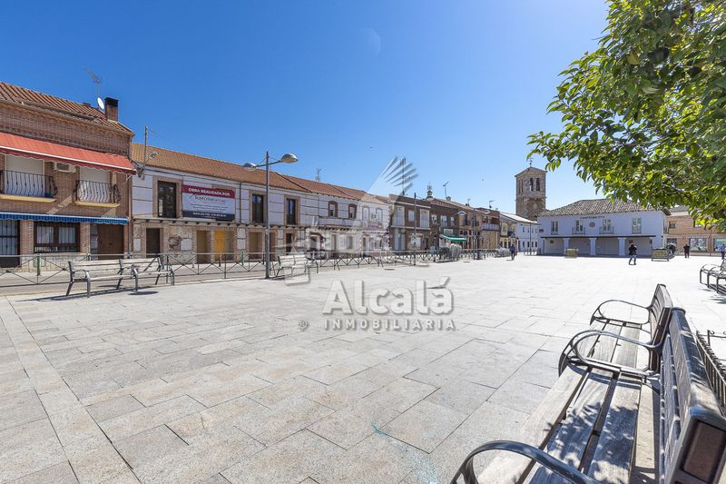Foto a322e6dc-63da-4e54-b28b-9bb837193455. Casa amb calefacció aparcament piscina a Camarma de Esteruelas