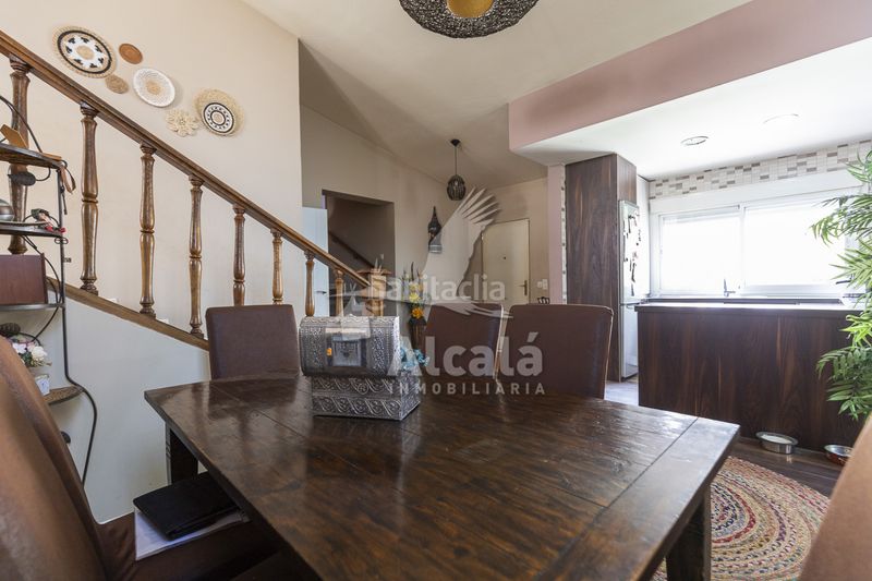 Foto b558e31d-361e-44e3-a3df-e081186e4e5d. Casa amb calefacció aparcament piscina a Camarma de Esteruelas