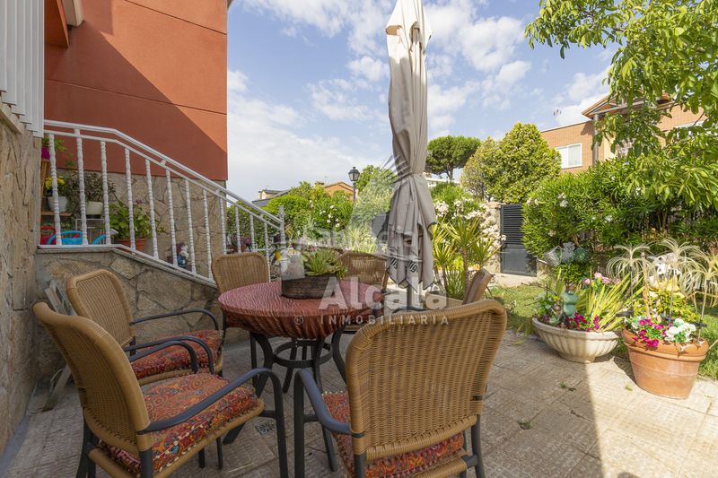 Foto c0a9f918-09e9-4fb5-a97e-42cb5d394797. Casa amb calefacció aparcament piscina a Camarma de Esteruelas
