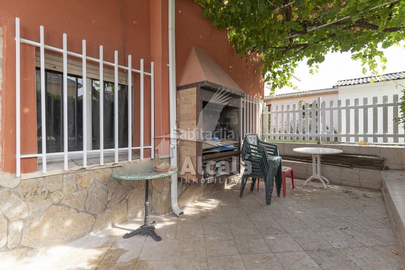 Foto d382e2a5-1f3a-497e-ab86-c91e9cf142e5. Casa amb calefacció aparcament piscina a Camarma de Esteruelas