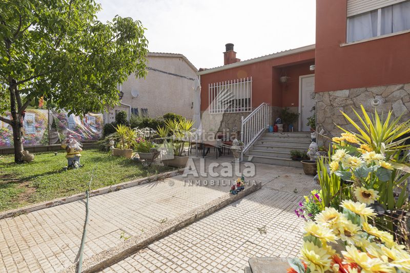 Foto debe929d-e0f6-42cf-9079-3bb0e277fd98. Casa amb calefacció aparcament piscina a Camarma de Esteruelas