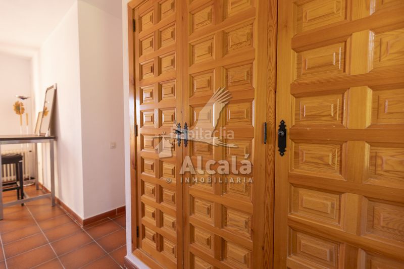 Foto 5ba39083-ad8d-489d-84ca-0728993dd6f8. Casa adossada amb calefacció a Alocén