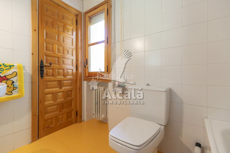 Foto f7dac677-2bcb-4efa-8f5c-1f6016089d20. Casa adossada amb calefacció a Alocén