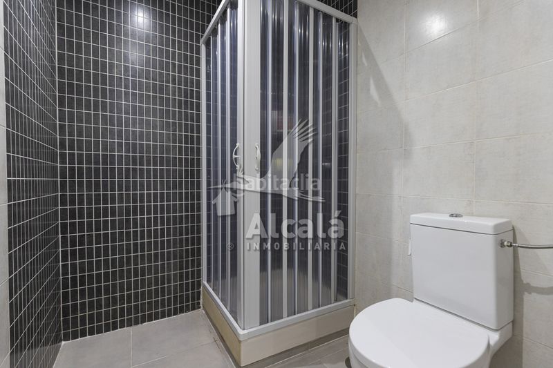 Foto 5bfecd10-9798-47e0-8e5f-79a43467b4c0. Pis amb calefacció aparcament piscina a Loeches