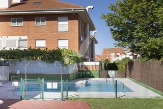 Pis a La Garena. Fantástico triplex en la nueva rinconada con dos plazas de garaj