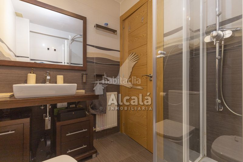Foto ad27e53f-4124-4532-9fe7-feec2f844fb1. Pis amb calefacció aparcament piscina a Parquesol Valladolid