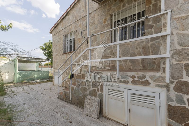 Foto 2f65bbeb-e802-4301-9b7b-6b75ff1d11e2. Casa amb calefacció aparcament piscina a Torrejón del Rey