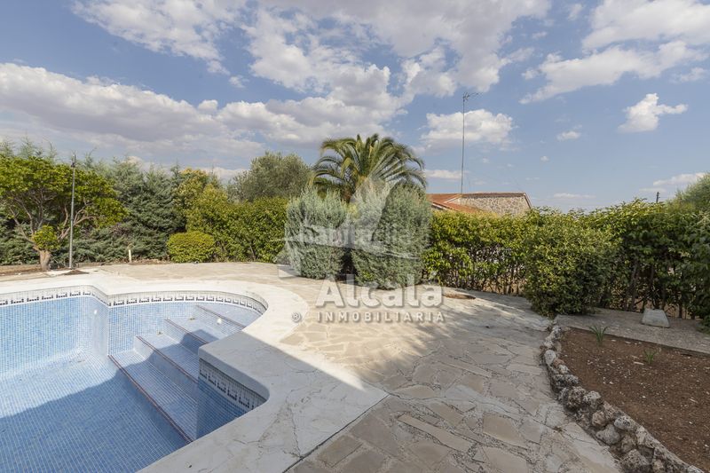 Foto 7eb3e608-ab93-4e02-8d30-95ab0135eae6. Casa amb calefacció aparcament piscina a Torrejón del Rey