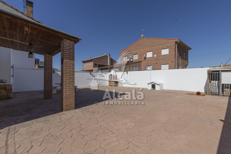 Foto ca1a2db1-2b70-4555-a5fd-842708c333e4. Casa pareada increible chalet pareado en Villanueva de la Torre