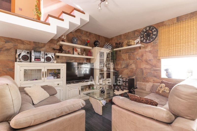 Foto d508526b-1283-465e-91d3-33a65f72e030. Casa pareada increible chalet pareado en Villanueva de la Torre