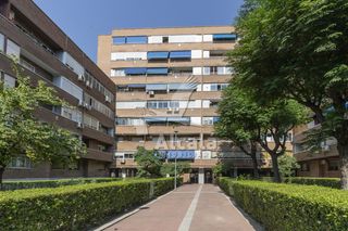 Flat in Base Aérea. Gran piso familiar de 4 habs en torrejón de ardoz cerca del parq