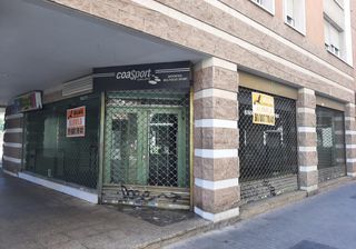 Local commercial à Estación-Parque O´Donnell
