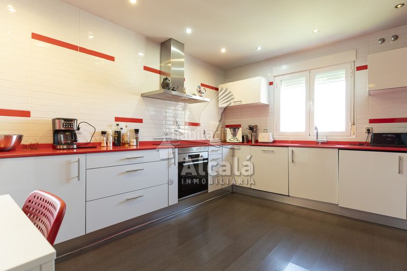 Foto 82e65132-8280-4d86-9295-3f6d5e199072. Casa amb calefacció piscina a Torrejón del Rey