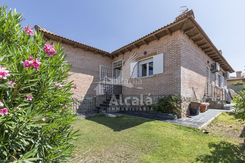 Foto a63e4ba9-f24d-4999-98b2-5727fe7db929. Casa amb calefacció piscina a Torrejón del Rey
