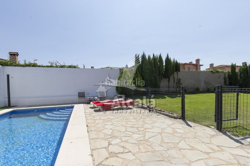 Foto d5a380f2-8ffc-46e1-934f-2d41af5d20d3. Casa amb calefacció piscina a Torrejón del Rey