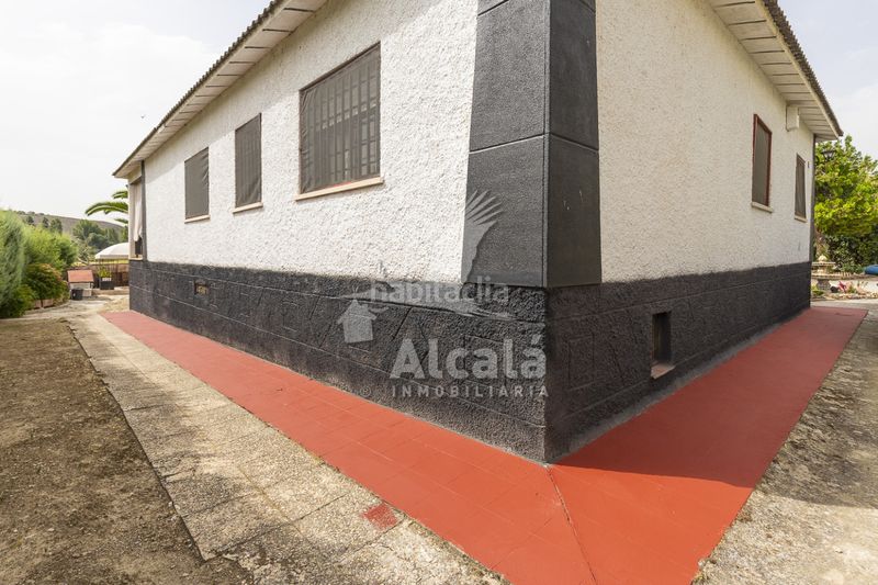 Foto 2bac4770-d958-49b7-9f59-e97616253cba. Casa amb calefacció aparcament piscina a Tielmes