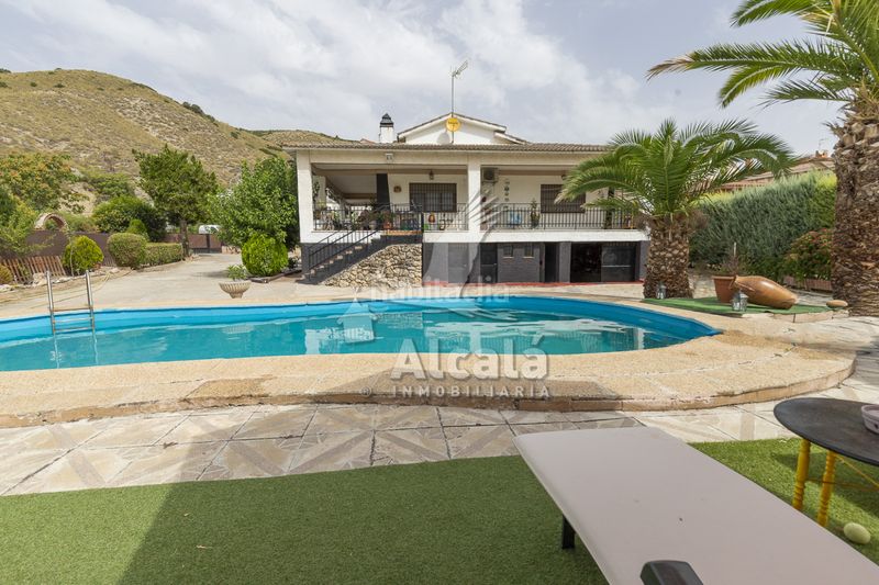 Foto 866bb6fc-390e-4d8b-b4f3-6e6599c3723b. Casa amb calefacció aparcament piscina a Tielmes