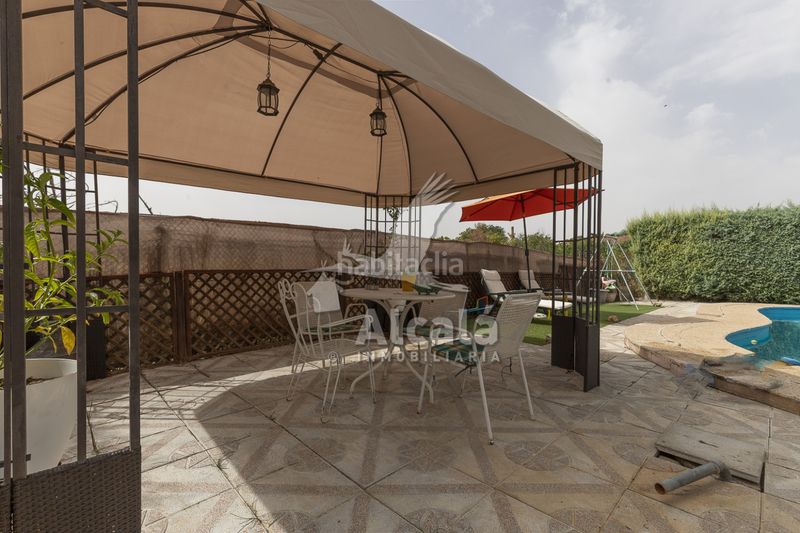 Foto a94654e5-b106-4cc0-88d5-025d111cdd54. Casa amb calefacció aparcament piscina a Tielmes
