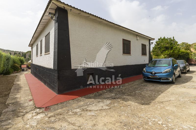 Foto bfc548d8-b404-4996-a290-4d588ab85f73. Casa amb calefacció aparcament piscina a Tielmes